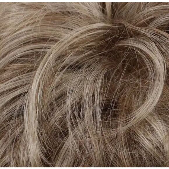 WigPro 806S Top Blend (TOPPER) Wig Pre Styled 4-Clips Synthetic Color 16/22. - Picture 5 of 7